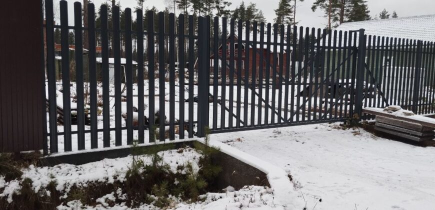 Продается ЗУ со всеи коммуникациями в СНТ Сосновый Бор, Куйвозовское СП.